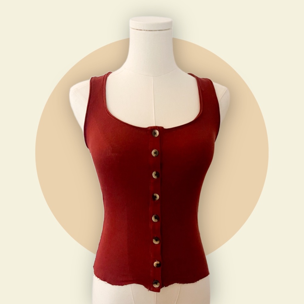 Nation Ltd Ribbed Button Up Tank Top in Garnet